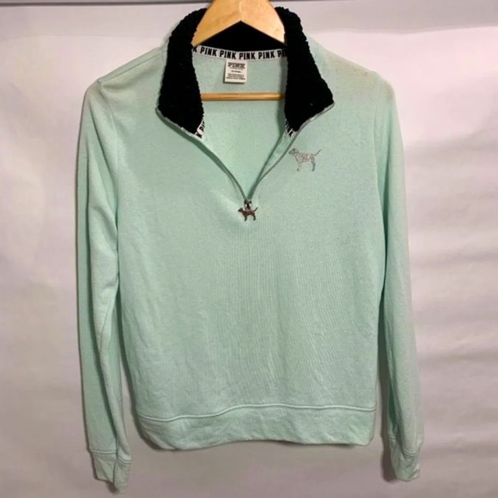 VS Pink Lightweight Pullover